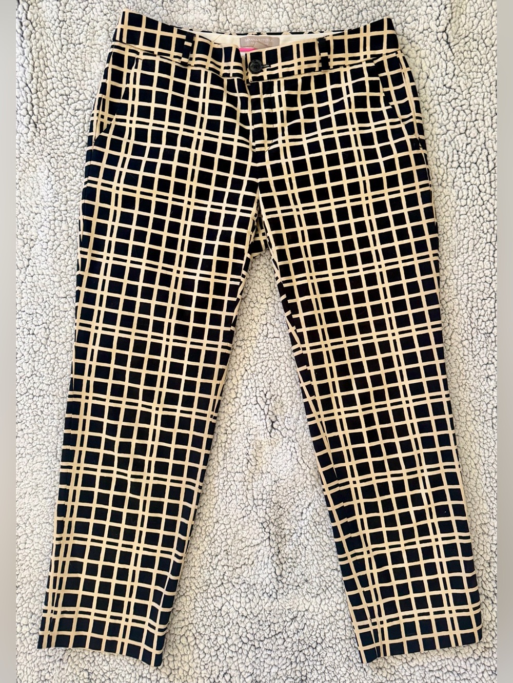Banana Republic Black & Cream Grid Cropped Pants